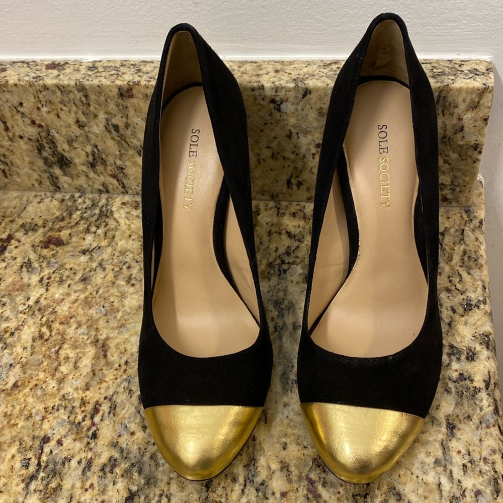 Sole society  suede high heels size 7 , brand new
